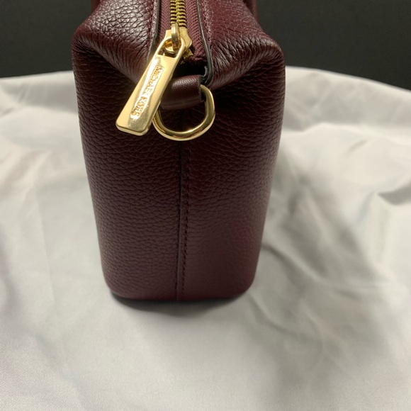 🍂 PreOwned Authentic Michael Kors Burgundy Small Purse - Picture 9 of 11